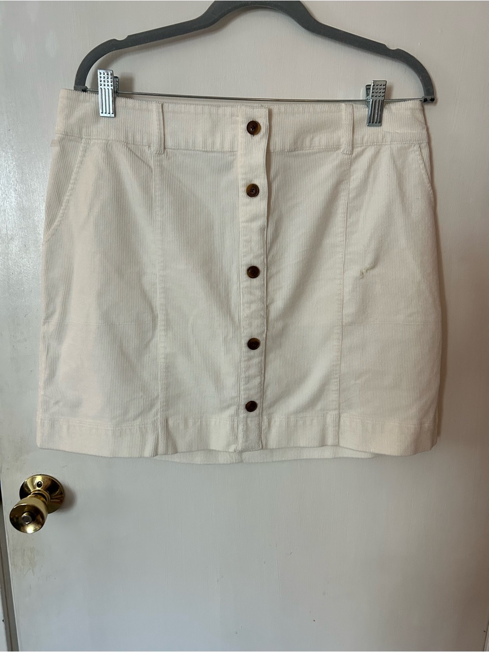 Vineyard Vines Cream Button-Front Mini Skirt NWT BUT SEE FLAW IN PICS